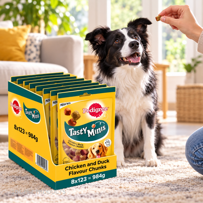 Pedigree Tasty Minis Chicken & Duck Adult Dog Treats – Box of 8 × 130 g lifestyle image