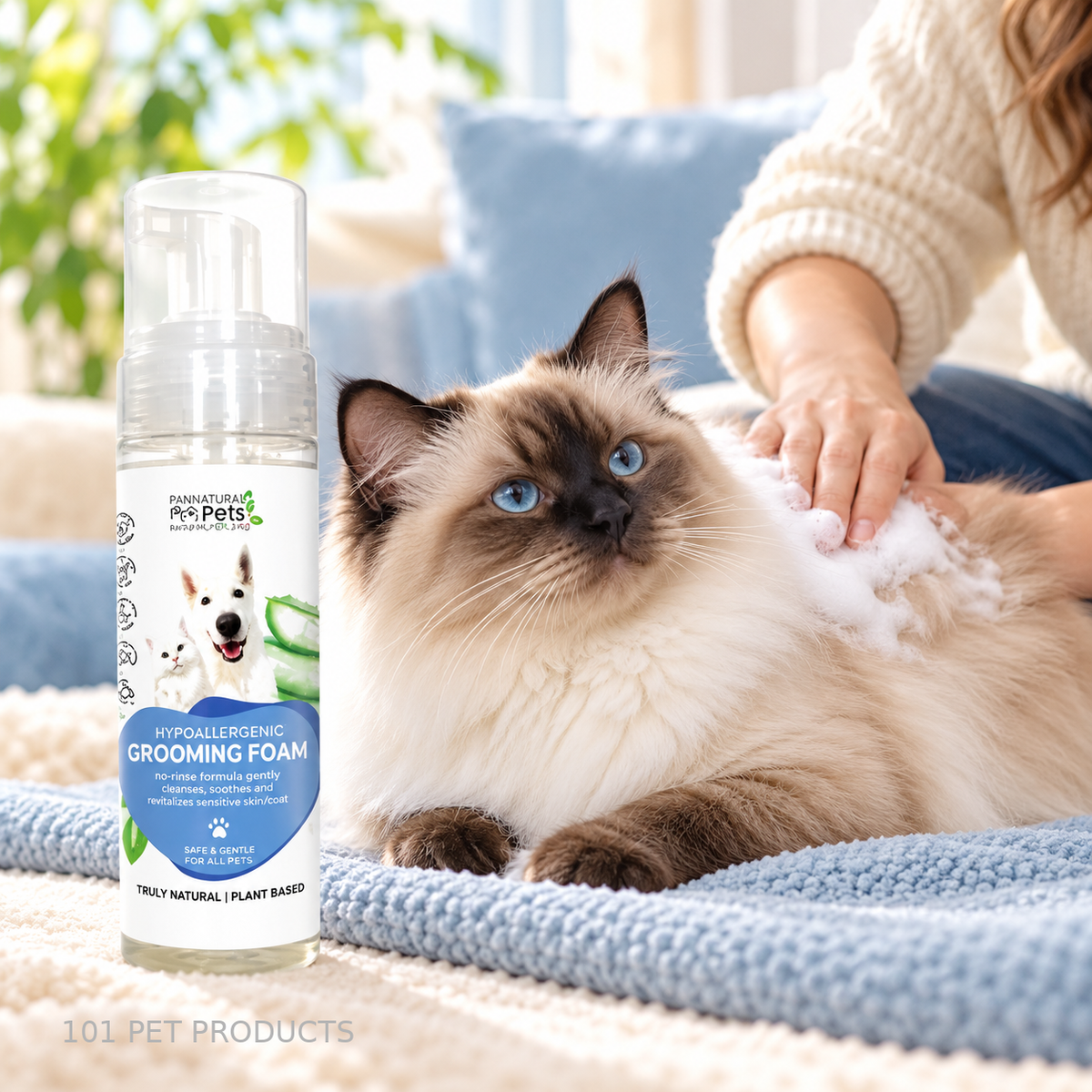 Pannatural Pets Hypoallergenic Waterless Grooming Foam – 250 ml lifestyle image